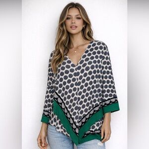 Chico's SZ 3 Kelly Green/Black/White Print V-Neck 3/4 Sleeve Blouse